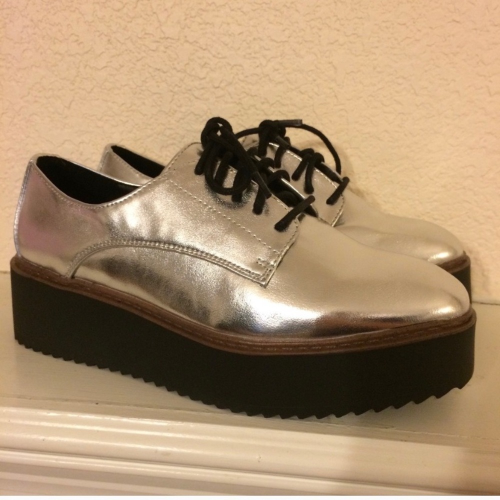 🎉MAKE AN OFFER ⭐️ Madden girl platform oxfords
